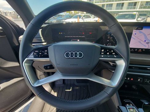 Certified 2025 Audi Q5 Premium Plus w/ Premium Plus AWD/4WD image 22