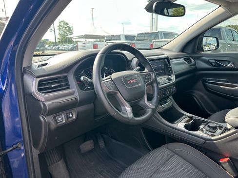 Used 2023 GMC Acadia AT4 image 7