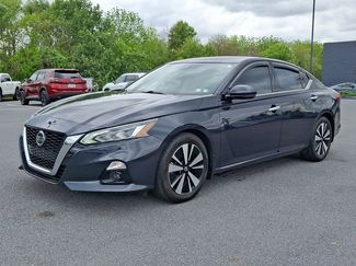 Certified 2022 Nissan Altima 2.5 SL FWD video 3