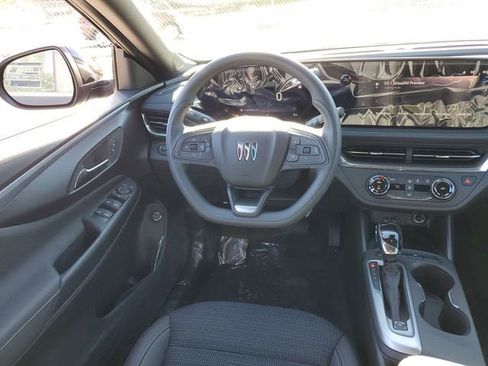 New 2026 Buick Envista Preferred image 12