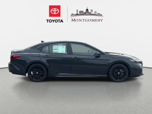 New 2026 Toyota Camry SE FWD image 2
