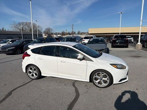 Used 2014 Ford Focus ST image 12