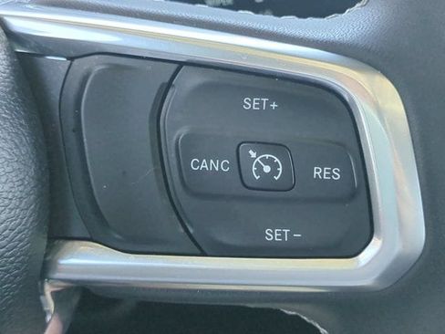 Used 2023 Jeep Wrangler Unlimited Sahara w/ Cold Weather Group AWD/4WD image 26