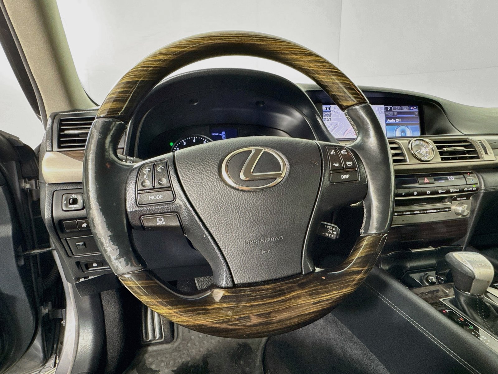 Used 2014 Lexus LS 460 AWD w/ Comfort Package image 11
