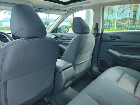 Used 2025 Nissan Altima 2.5 SV w/ SV Premium Package FWD image 16