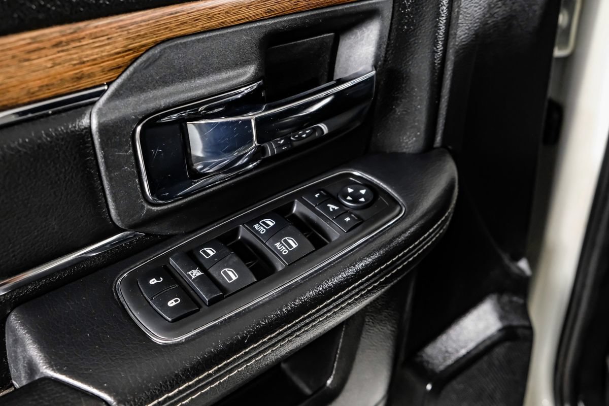 Used 2018 RAM 2500 Laramie w/ Sport Appearance Group AWD/4WD image 34