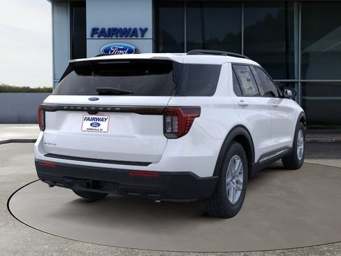 Used 2025 Ford Explorer Active RWD image 9