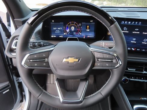 New 2026 Chevrolet Traverse High Country w/ LPO, Floor Liner Package image 4