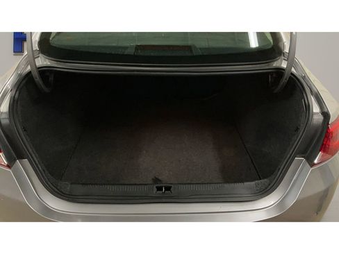 Used 2015 Chrysler 200 Limited w/ Convenience Group image 10