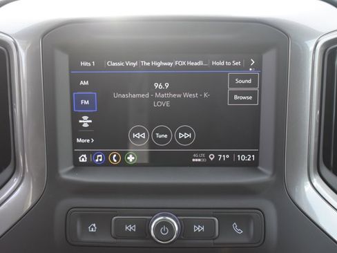 New 2026 Chevrolet Silverado 1500 Custom w/ LPO, Dark Essentials Package AWD/4WD image 24