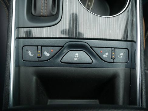 Used 2019 Chevrolet Impala Premier FWD image 25