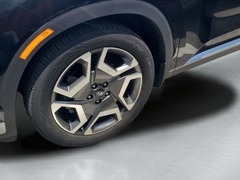 Used 2024 Hyundai Palisade Limited FWD image 7