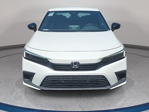 Used 2023 Honda Civic Sport image 2