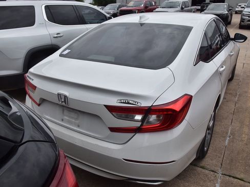 Used 2019 Honda Accord LX image 7