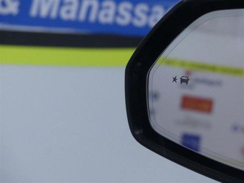 Used 2019 Cadillac XT4 Premium Luxury image 27