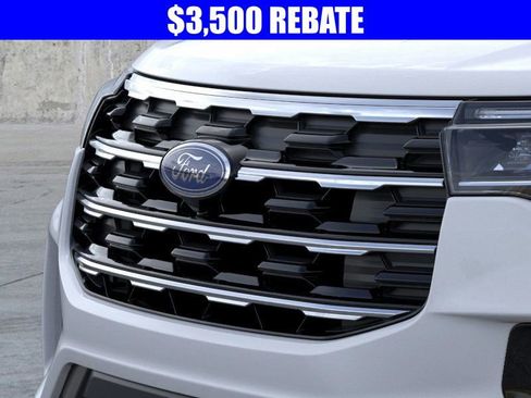New 2026 Ford Explorer Active image 17