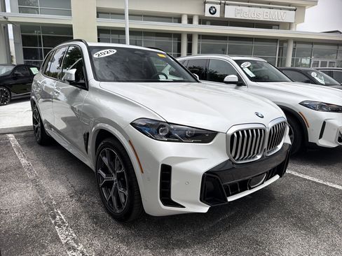 Used 2026 BMW X5 xDrive40i w/ M Sport Package AWD/4WD image 1