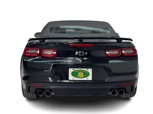 Used 2024 Chevrolet Camaro LT w/ Technology Package RWD image 6