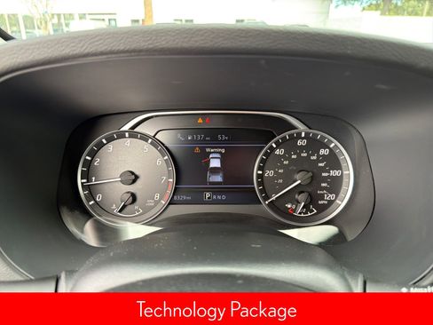 Certified 2023 Nissan Frontier SV w/ SV Convenience Package image 11