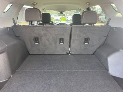 Used 2023 GMC Terrain SLE w/ Driver Convenience Package image 42