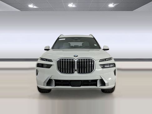 Certified 2024 BMW X7 xDrive40i w/ Premium Package image 6