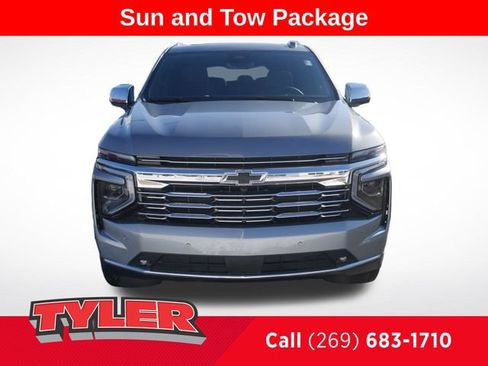 New 2026 Chevrolet Suburban Premier w/ Sun And Tow Package AWD/4WD image 2