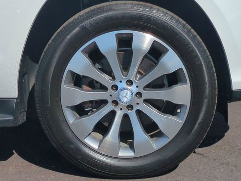 Used 2017 Mercedes-Benz GLS 450 4MATIC w/ Premium Package image 10