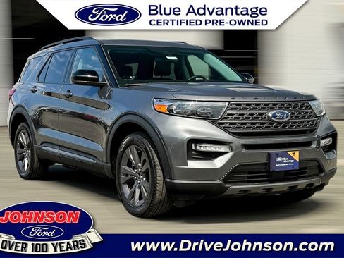 Certified 2022 Ford Explorer XLT w/ Equipment Group 202A AWD/4WD image 1