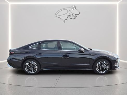 Used 2026 Hyundai Sonata SEL FWD image 8