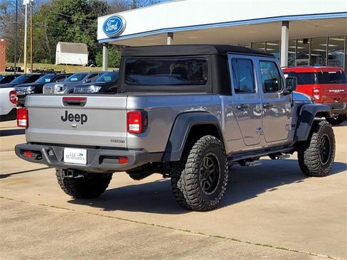 Used 2020 Jeep Gladiator Sport w/ Quick Order Package 24S image 4