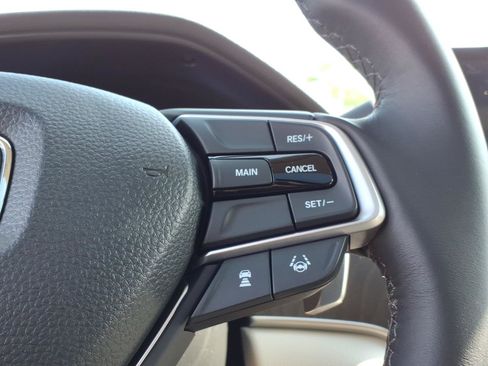 Used 2019 Honda Accord EX-L image 25