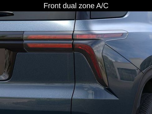 New 2025 Chevrolet Traverse LT w/ Enhanced Driving Package image 12