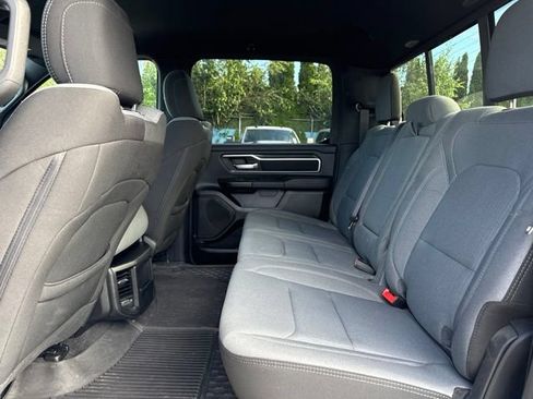 Used 2023 RAM 1500 Big Horn AWD/4WD image 18