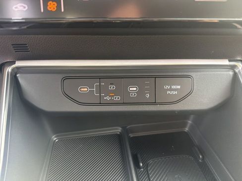 New 2026 Kia Carnival SX Prestige image 47