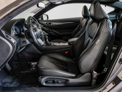 Used 2017 INFINITI Q60 3.0t w/ Premium Plus Package 3.0T RWD image 3