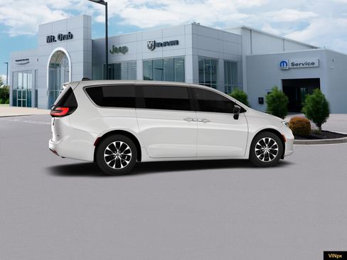 New 2026 Chrysler Pacifica Select image 16