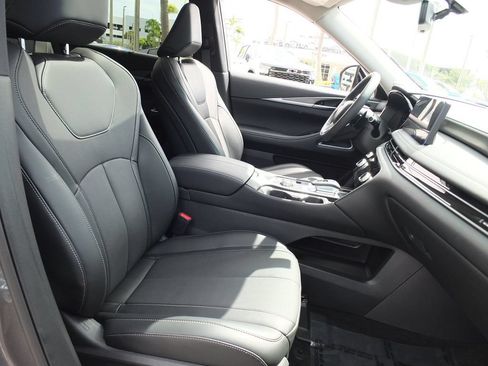 Used 2026 INFINITI QX60 Luxe w/ Cargo Package FWD image 24
