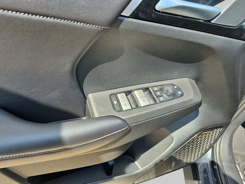 New 2025 Mitsubishi Outlander SE image 20