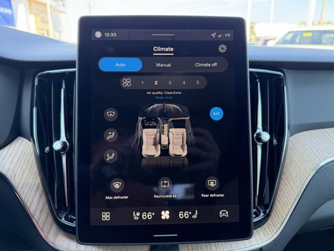 New 2026 Volvo XC60 B5 Core w/ Protection Package image 23