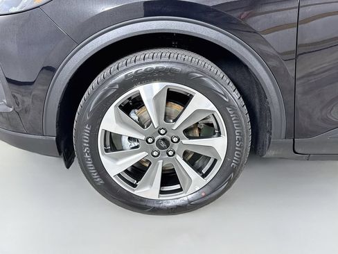 Used 2025 Ford Escape Platinum AWD/4WD image 34
