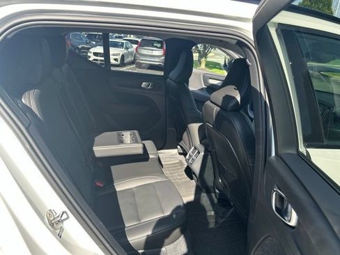 Used 2026 Volvo XC40 B5 Plus w/ Protection Package Premier AWD/4WD image 19