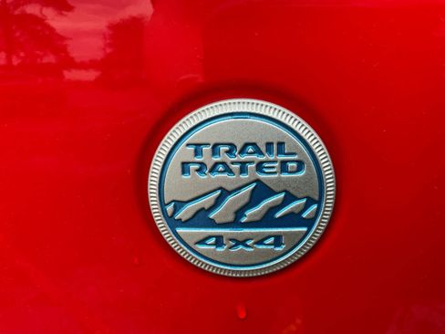 Used 2024 Jeep Wrangler Unlimited Sahara AWD/4WD image 17