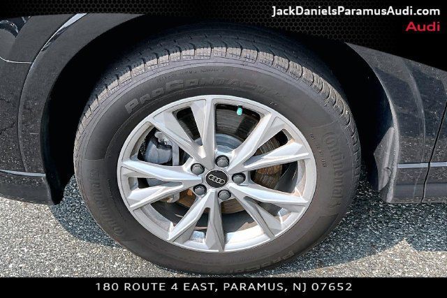 Used 2023 Audi Q3 2.0T Premium w/ Convenience Package AWD/4WD image 8