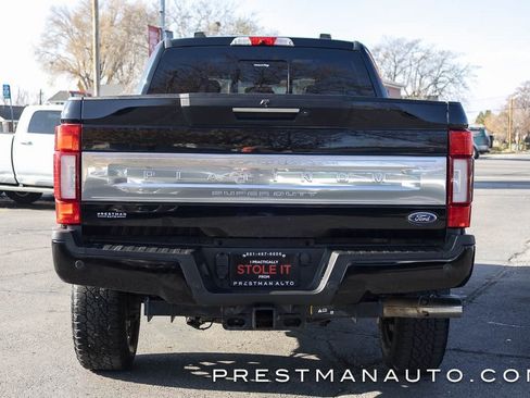 Used 2022 Ford F350 Platinum w/ FX4 Off-Road Package image 21