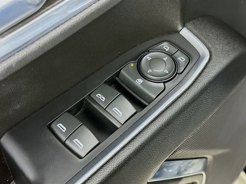 Used 2023 GMC Sierra 1500 Elevation image 20