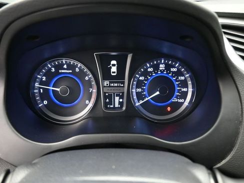 Used 2013 Hyundai Azera image 7