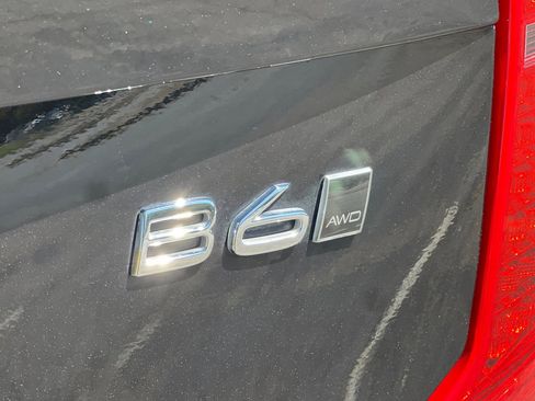 Used 2025 Volvo XC90 B6 Plus image 38