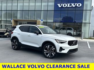 Used 2024 Volvo XC40 B5 Plus w/ Climate Package video 1