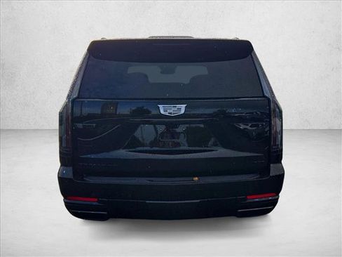 Used 2025 Cadillac Escalade ESV Sport Platinum w/ LPO, ONYX Package AWD/4WD image 7