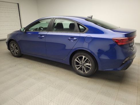 Used 2023 Kia Forte LXS w/ LXS Technology Package image 3